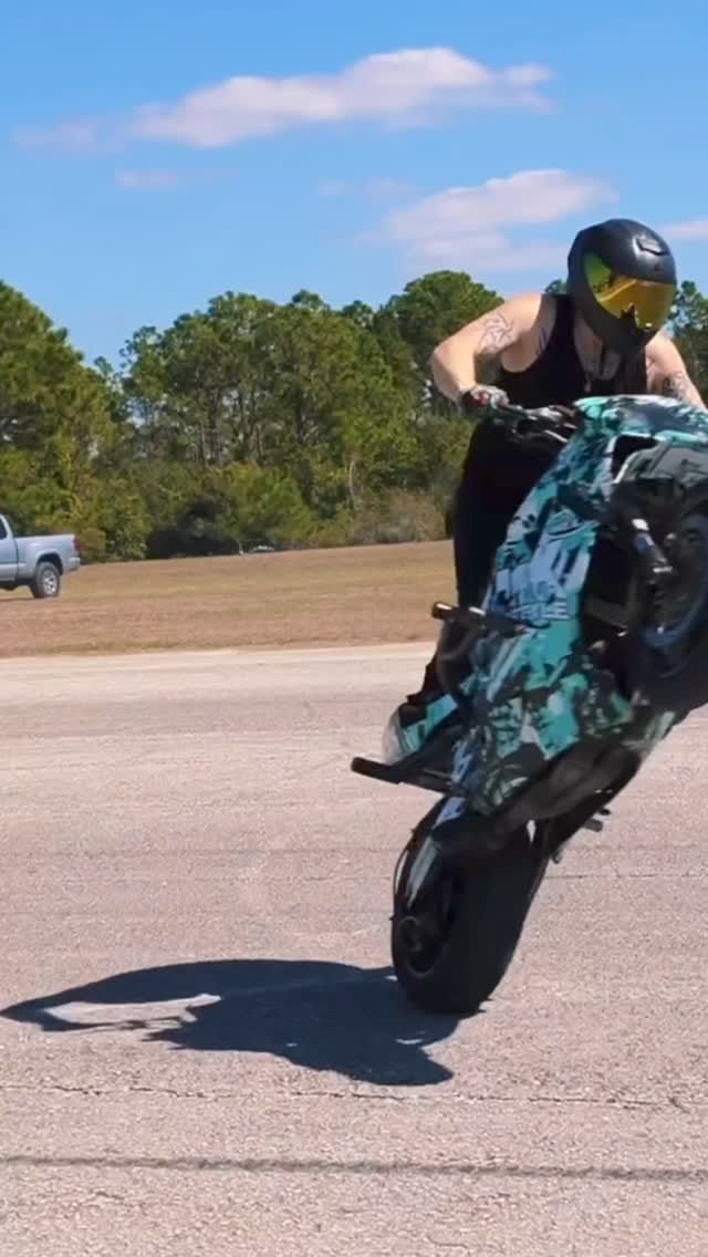 Post 2 by Motorcycle 🇺🇸 Community on Instagram (video)