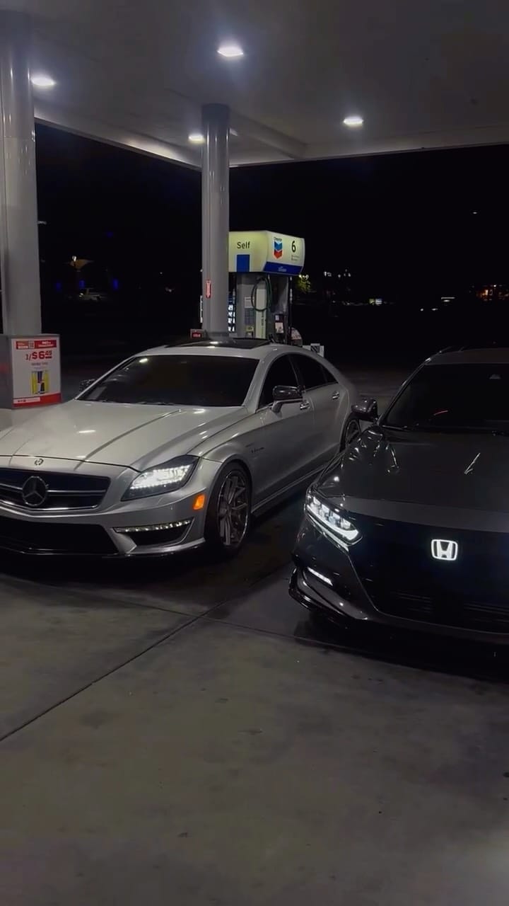 Post 4 by AMG SoCal Lounge on Instagram (video)