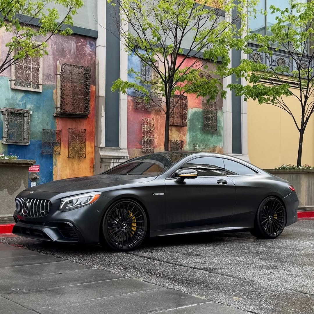 Post 7 by AMG SoCal Lounge on Instagram (carousel)