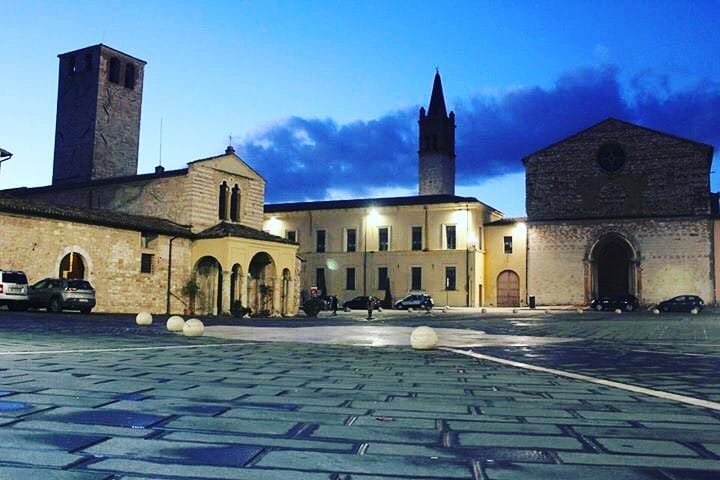 Post 5 by Umbria on Instagram (image)