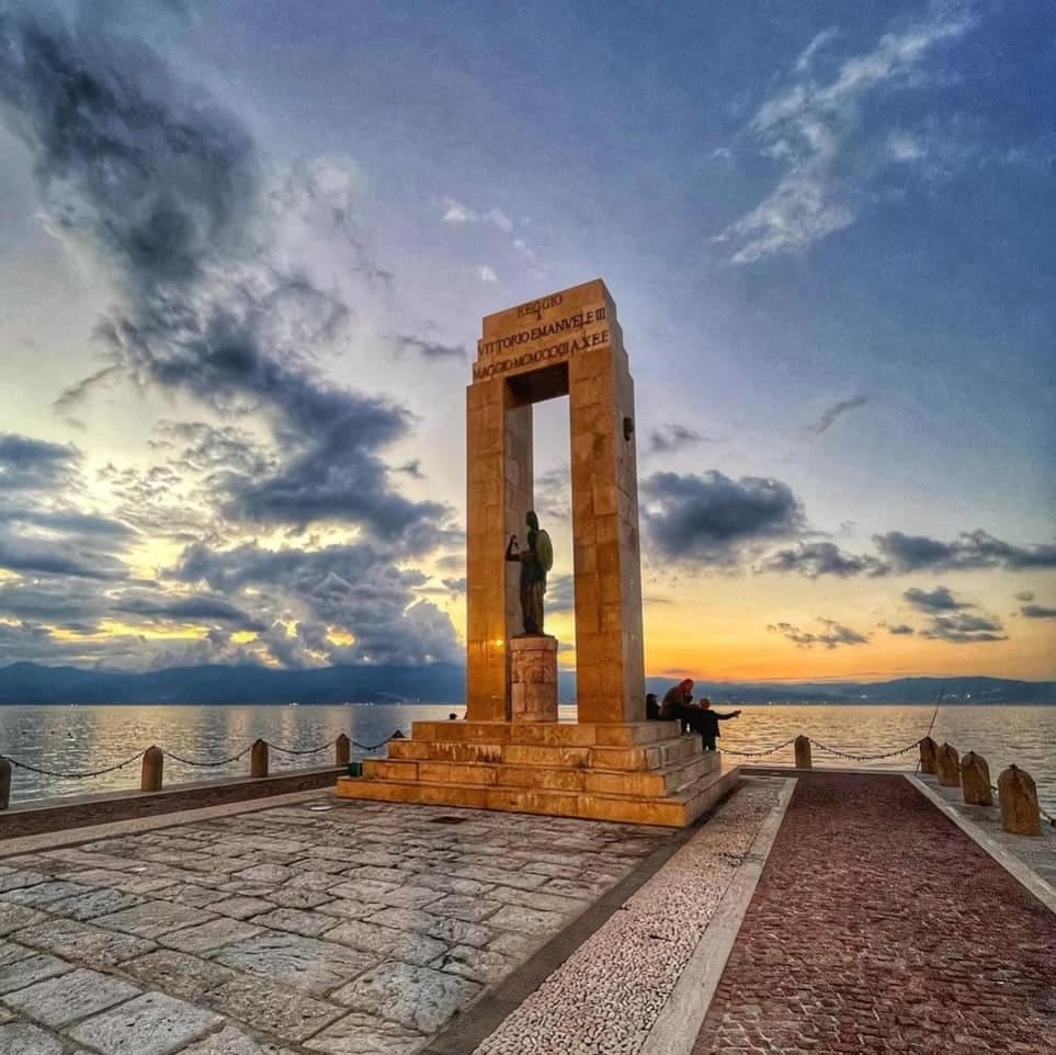 Post 2 by 𝓒𝓪𝓵𝓪𝓫𝓻𝓲𝓪 𝓲𝓵 𝓶𝓲𝓸 𝓿𝓲𝓪𝓰𝓰𝓲𝓸 🌞❤️🌅🌶️ on Instagram (image)