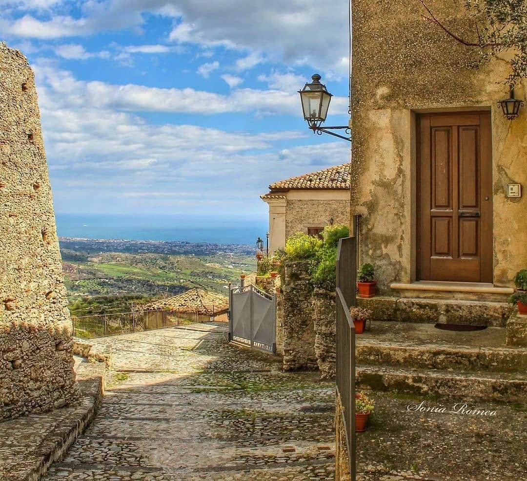 Post 10 by 𝓒𝓪𝓵𝓪𝓫𝓻𝓲𝓪 𝓲𝓵 𝓶𝓲𝓸 𝓿𝓲𝓪𝓰𝓰𝓲𝓸 🌞❤️🌅🌶️ on Instagram (image)