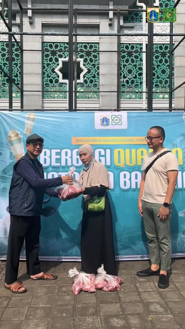 Post 1 by Jakarta Islamic Centre on Instagram (video)