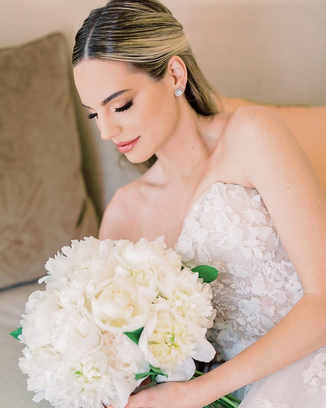 Post 8 by Tati Makeup Studio on Instagram (image)