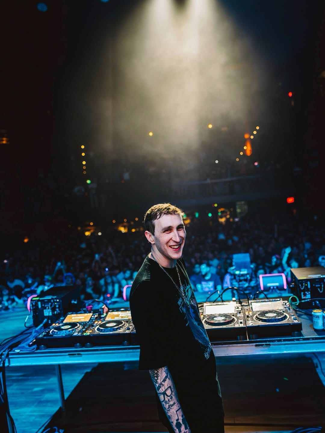 Post 5 by Scott Zambito | Music Photographer on Instagram (carousel)