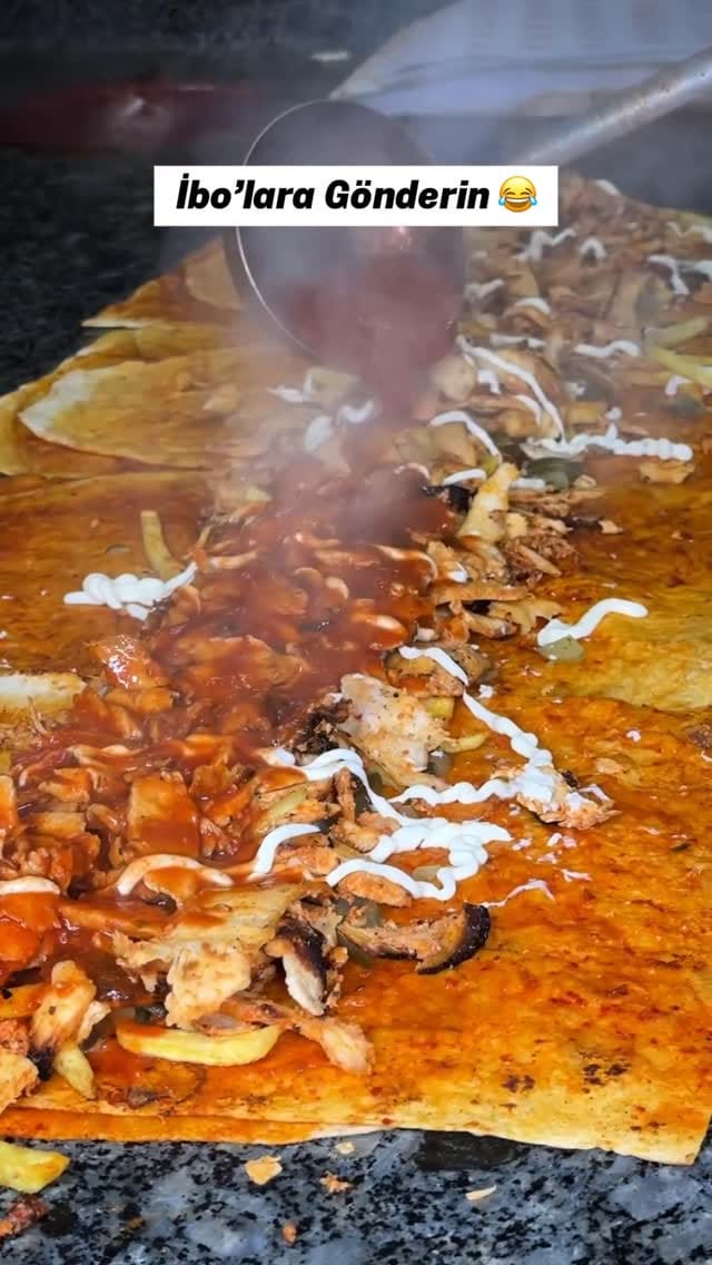 Post 9 by Efesos Döner on Instagram (video)