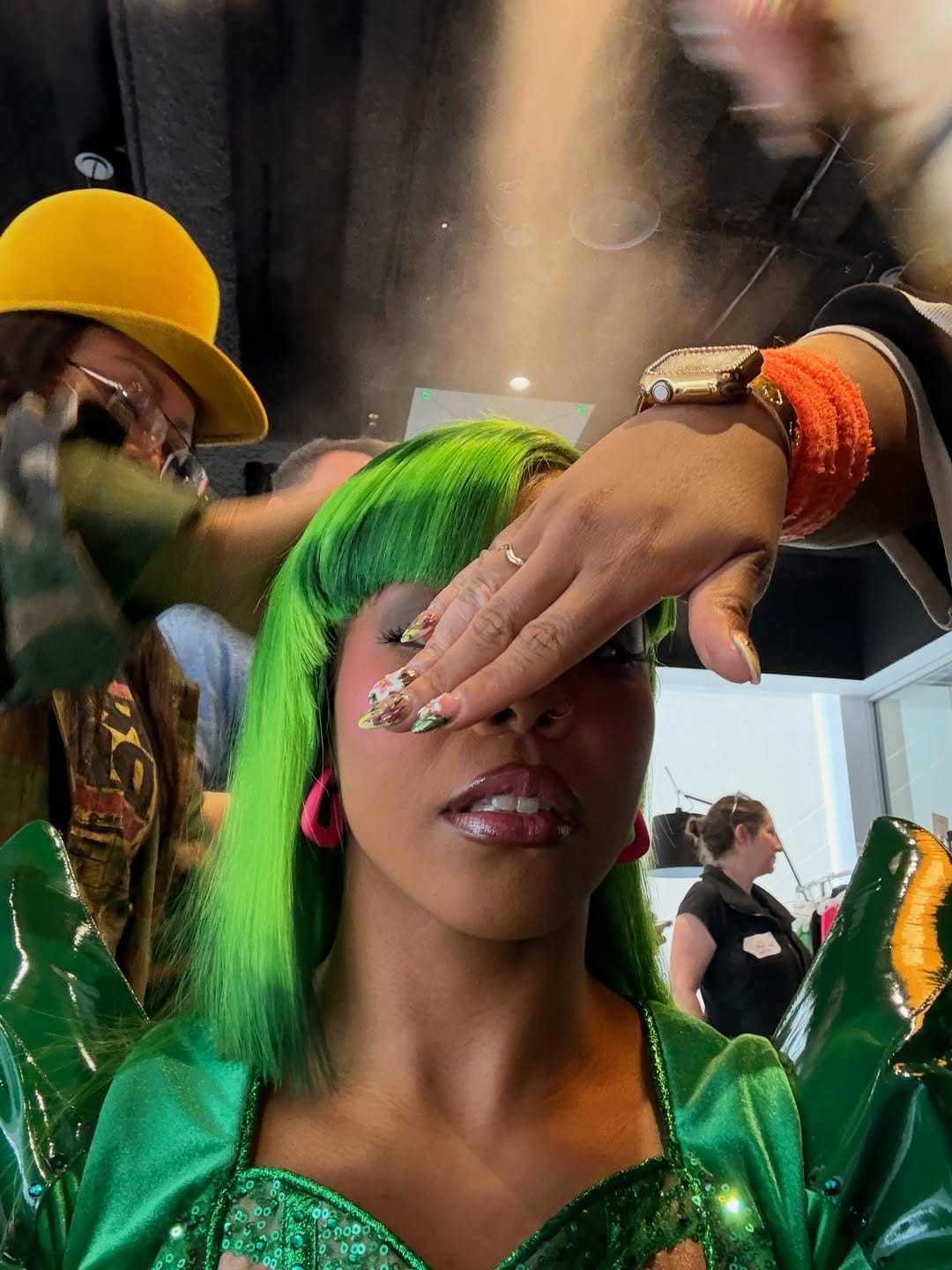 Post 6 by DAVA HUESCA (𝗱𝗮𝘆-𝘃𝗮 𝘄𝗲𝘀𝗰𝗮) on Instagram (carousel)