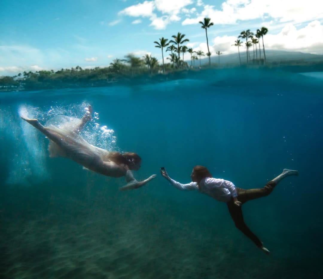 Post 4 by O’ahu Hawai’i Wedding Photographer on Instagram (carousel)