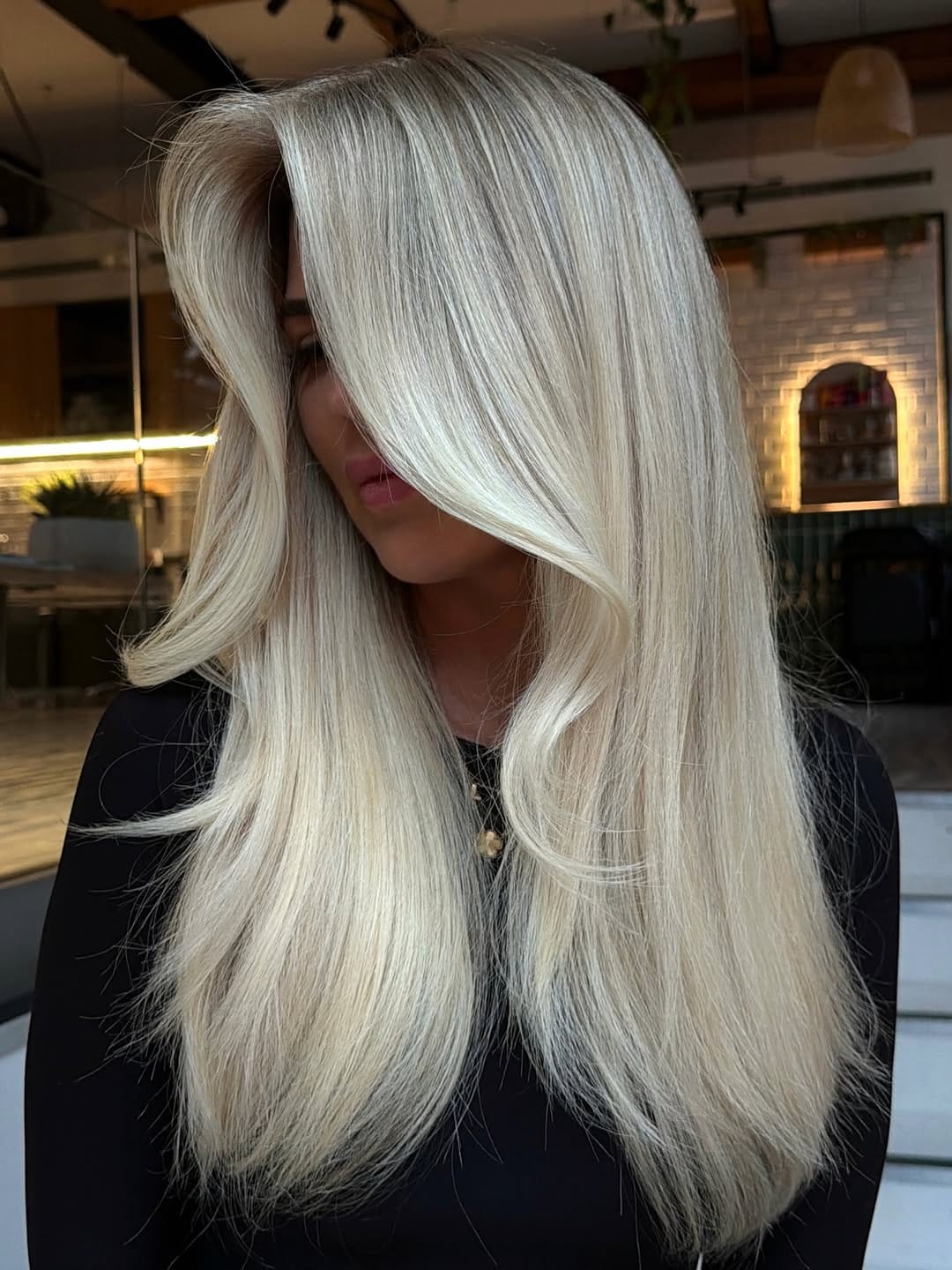 Post 6 by Nicola Welsh Educator/blonding specialist on Instagram (image)