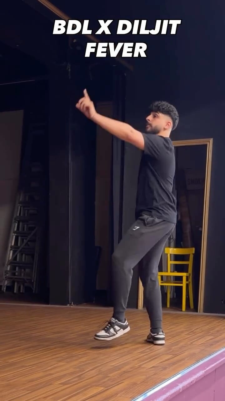 Post 3 by Bhangra Dance London on Instagram (video)