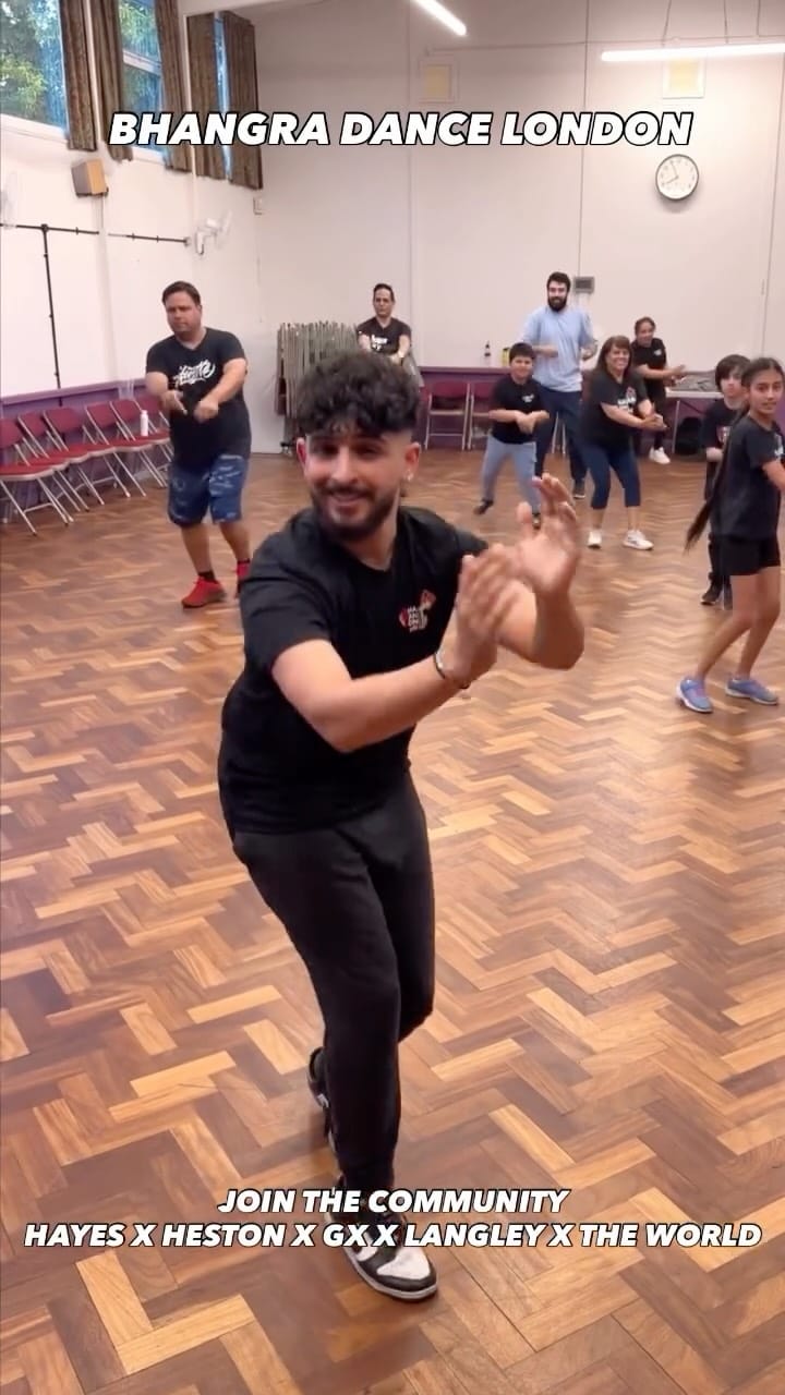 Post 4 by Bhangra Dance London on Instagram (video)