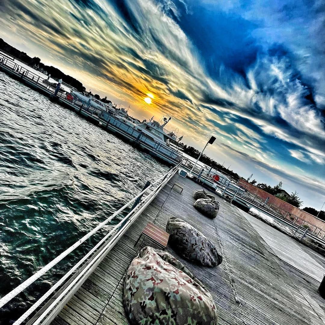 Post 6 by Adi Cohen on Instagram (image)