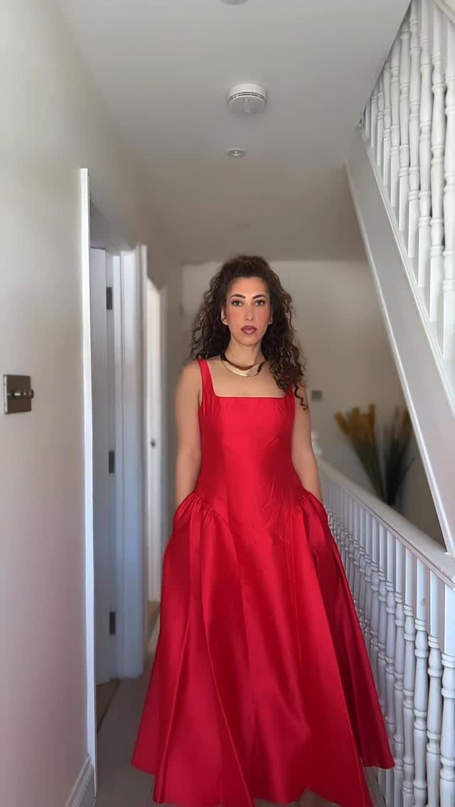 Post 6 by S Sara Vahidi on Instagram (video)