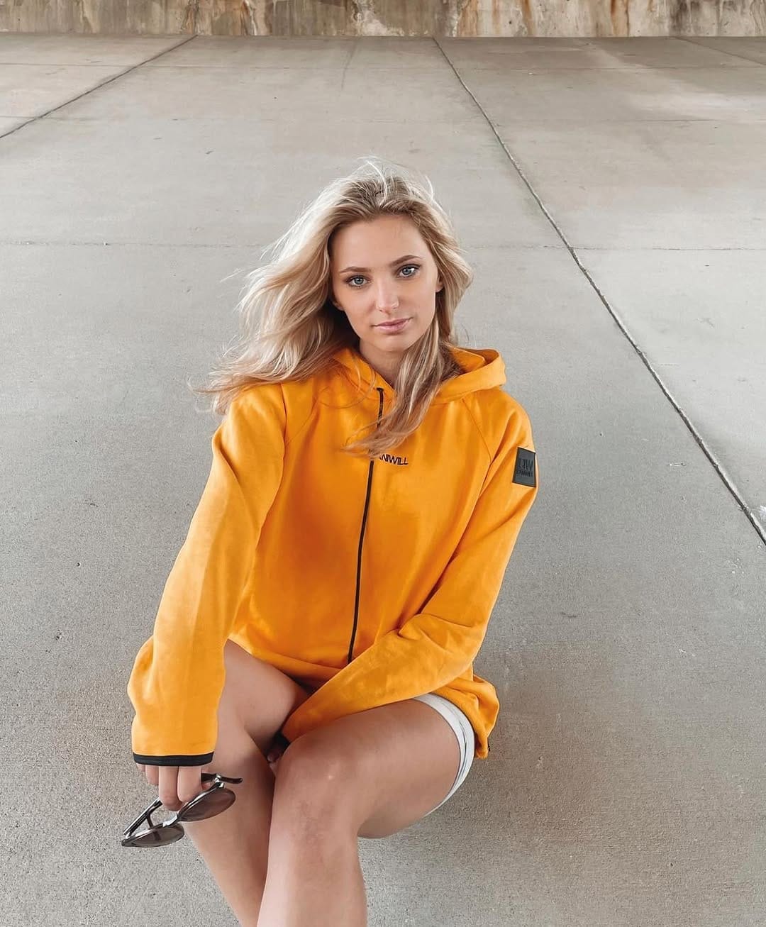 Post 10 by Klara James Bitsy on Instagram (image)
