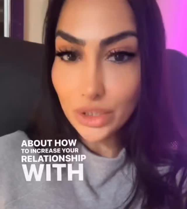 Post 2 by World's 1st Female Trader Educator on Instagram (video)