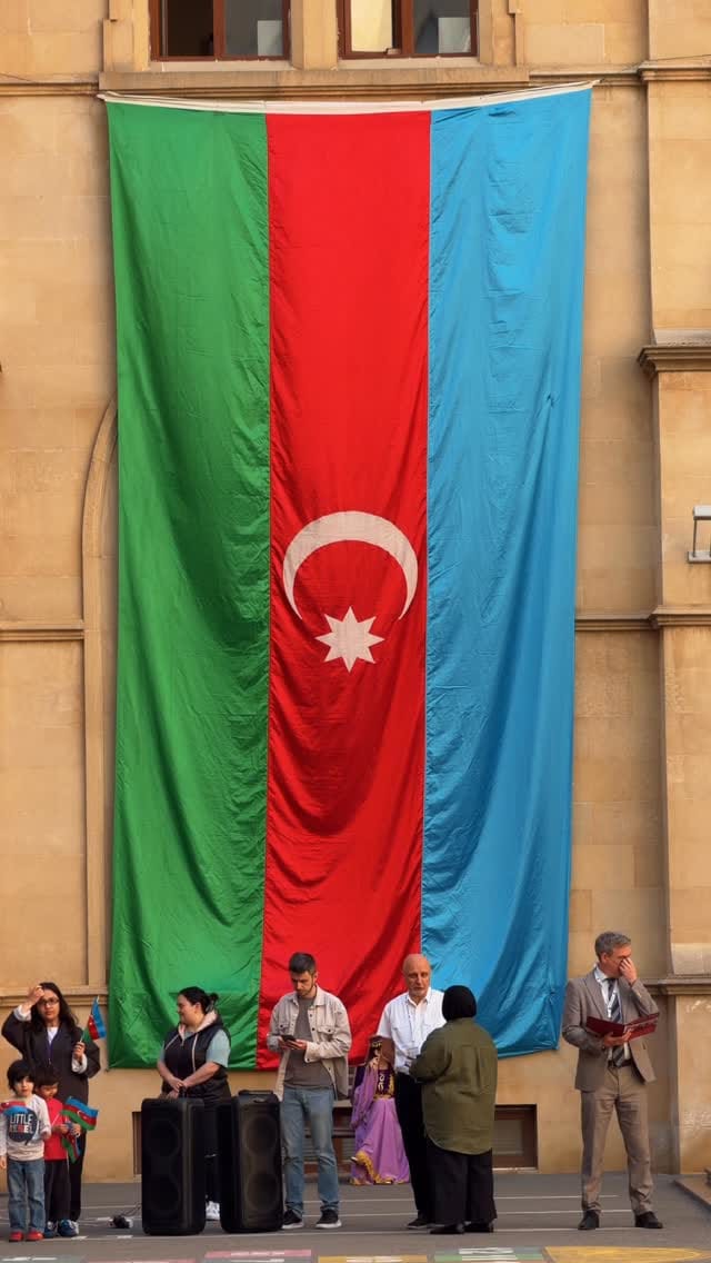 Post 2 by Baku-Oxford School on Instagram (video)