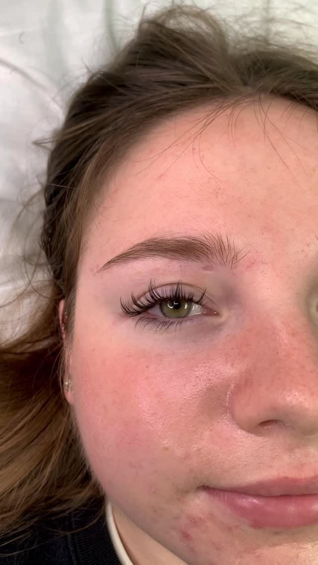 Post 9 by MANGA LASH EXTENSIONS | LONDON on Instagram (video)