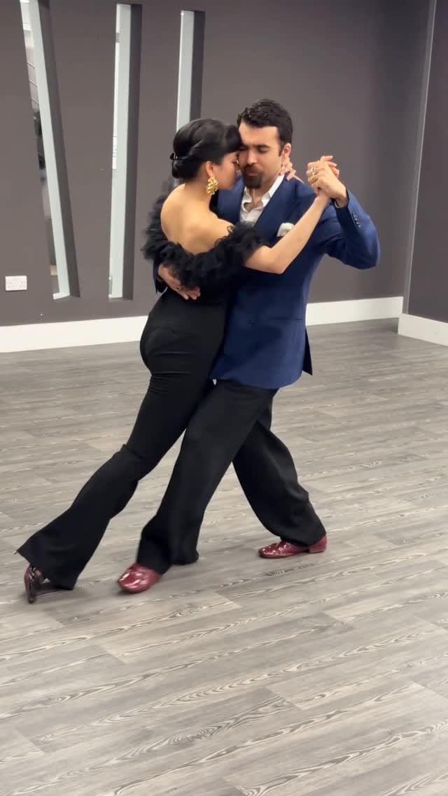 Post 7 by The Argentine Tango School on Instagram (video)