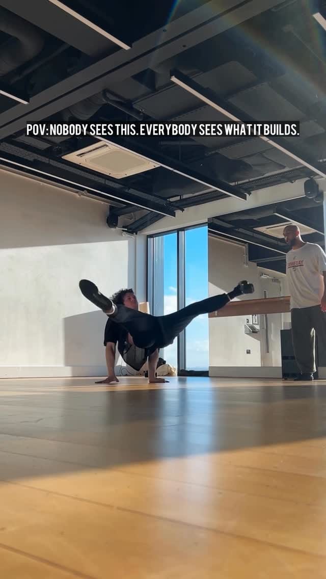 Post 6 by Nadir Josi on Instagram (video)