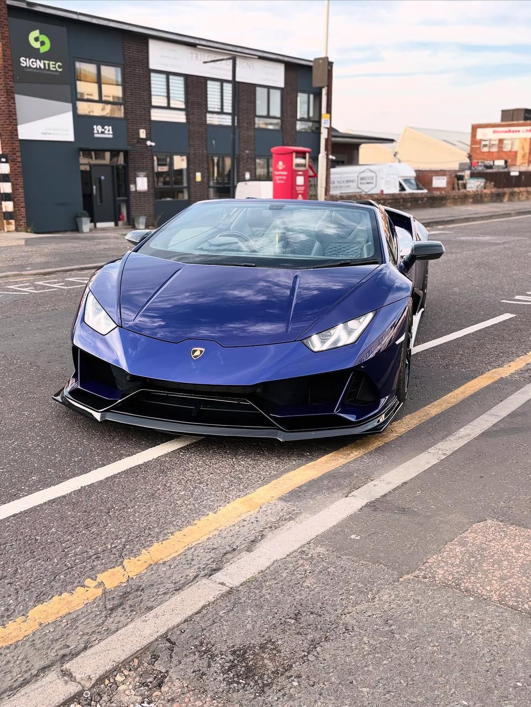 Post 2 by Platinum VIP on Instagram (image)