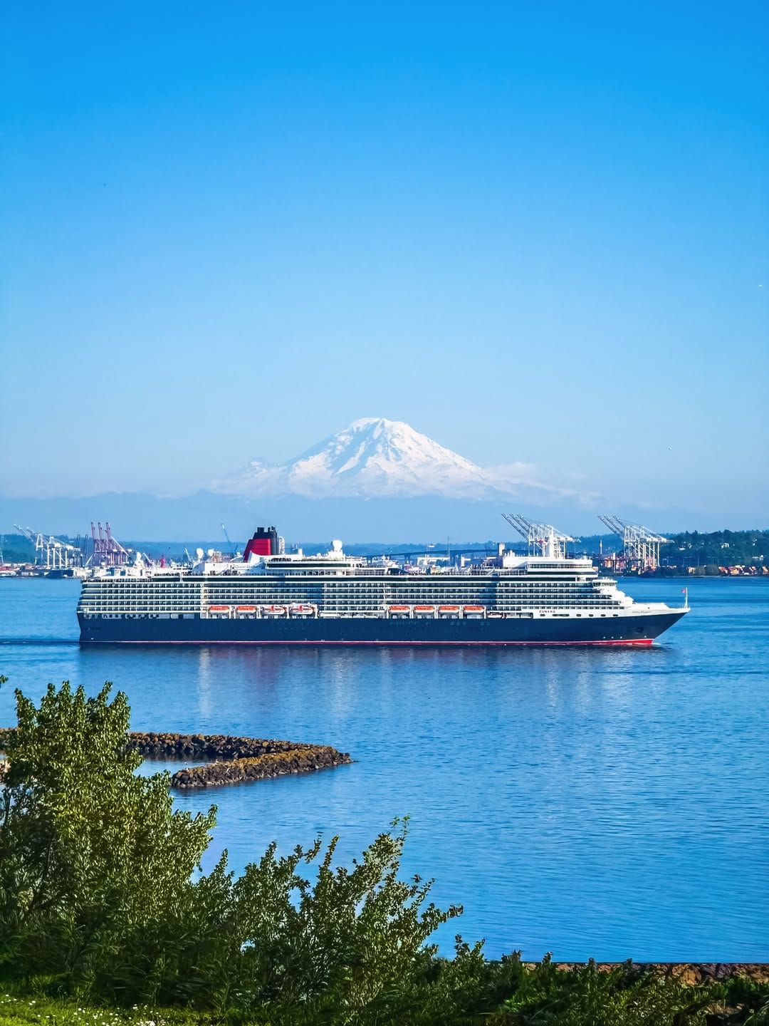 Post 7 by Taylor Stalfort | Seattle Photographer on Instagram (image)