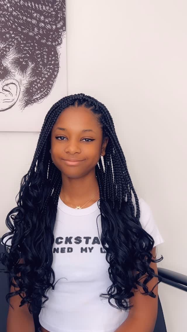 Post 2 by Braidsbyfatu Georgia on Instagram (video)