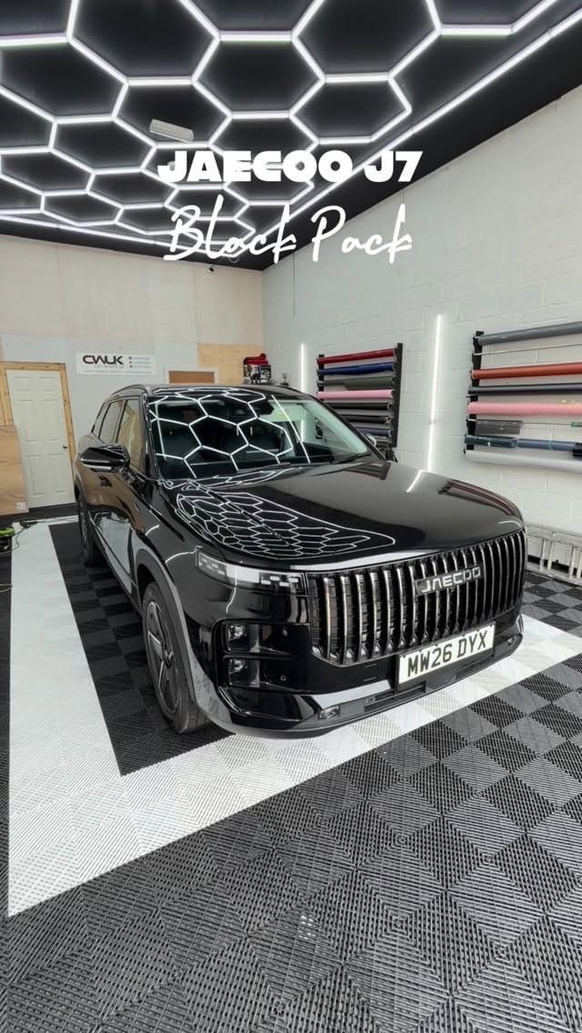 Post 8 by CAR WRAPS UK / CWUK on Instagram (video)