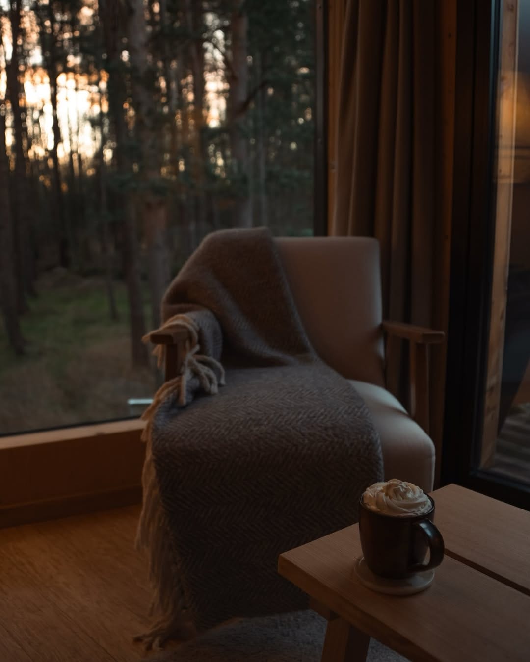 Post 6 by Rebecca Buckley | Photographer + UGC on Instagram (carousel)
