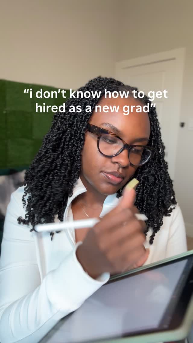 Post 7 by Nia | College & Corporate 💼 on Instagram (video)