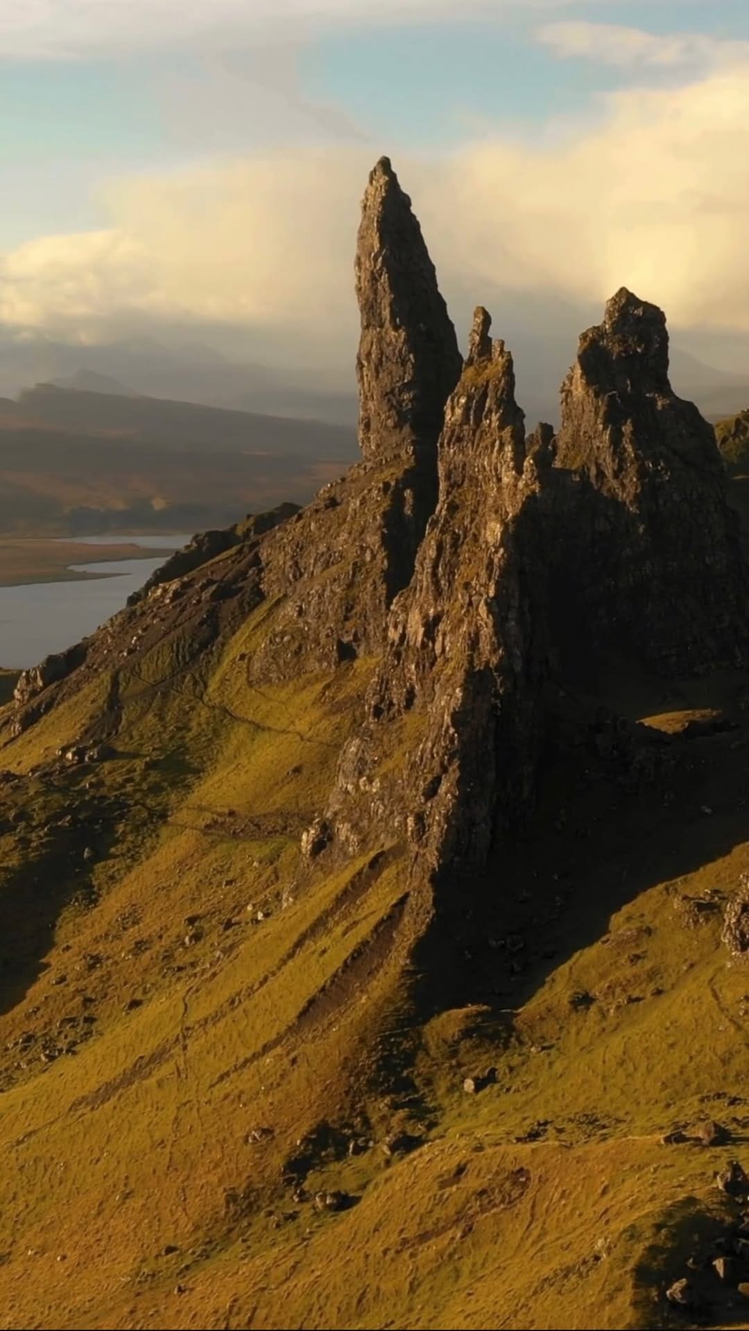 Post 2 by Wingbeat Escapes on Instagram (video)