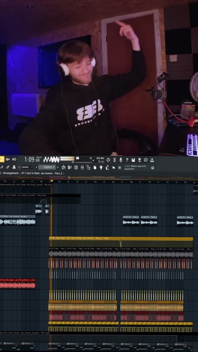 Post 7 by JayBee on Instagram (video)