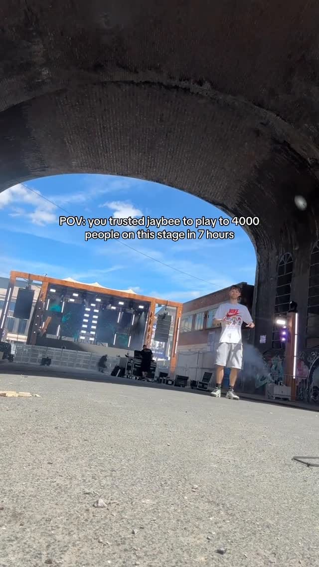 Post 4 by JayBee on Instagram (video)