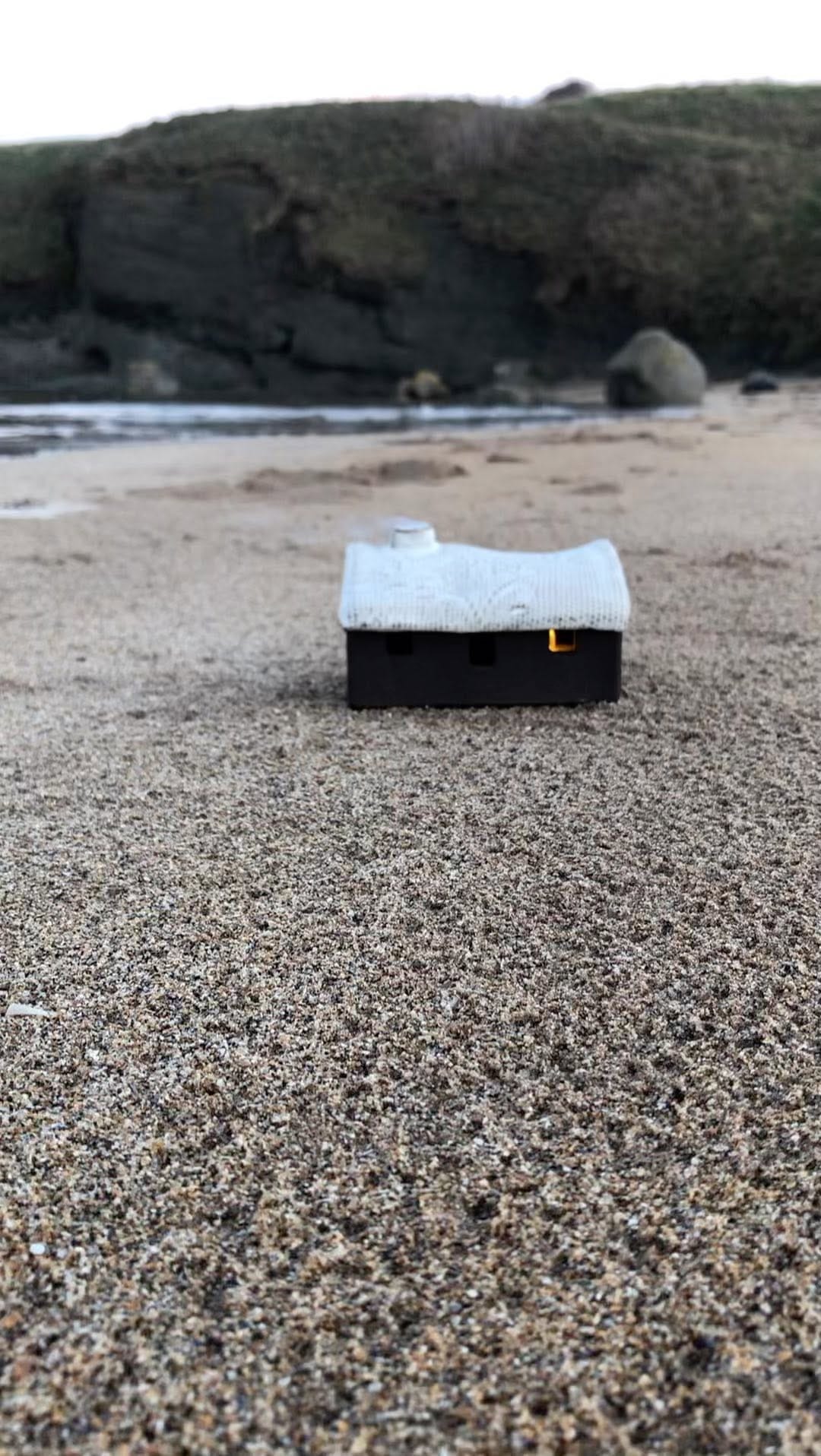 Post 8 by Louise Blamire: Wild Clay on Instagram (video)