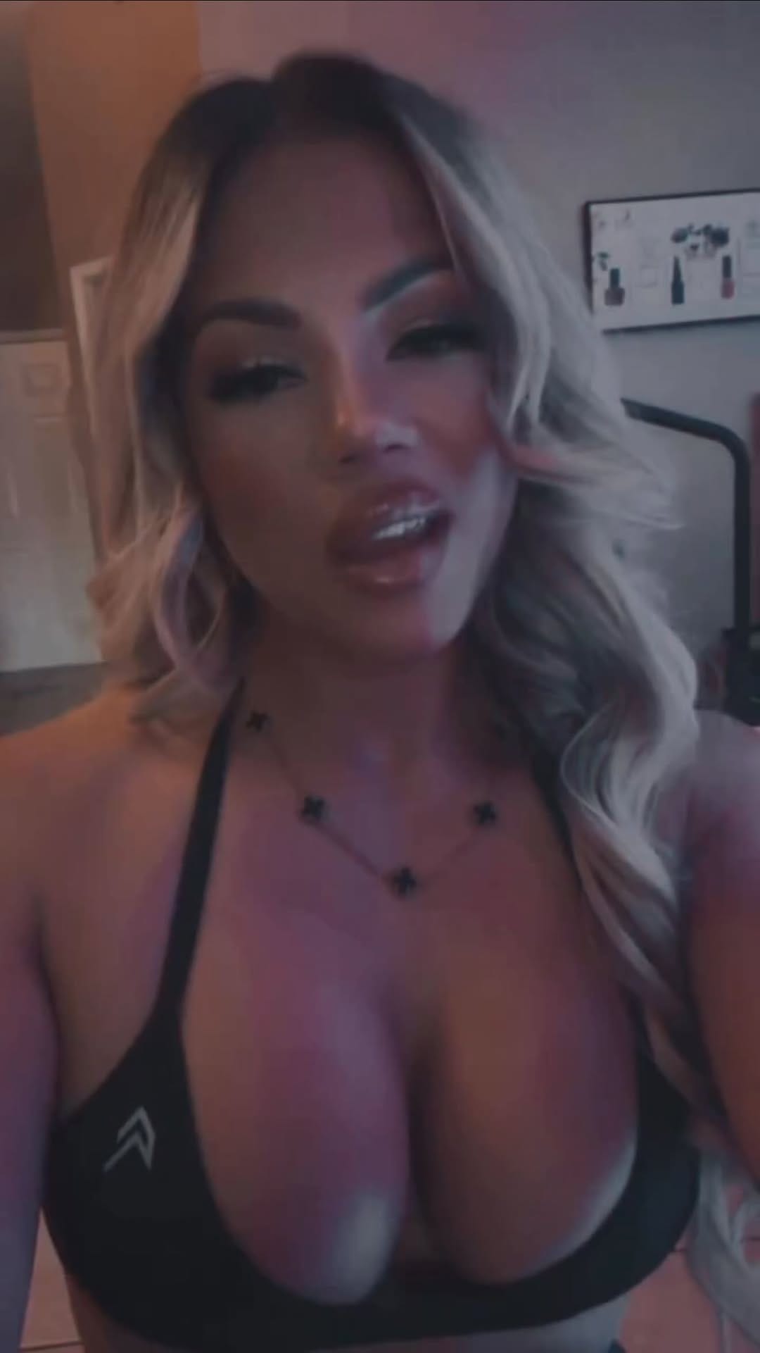 Post 10 by Steph Marie🇵🇷 on Instagram (video)