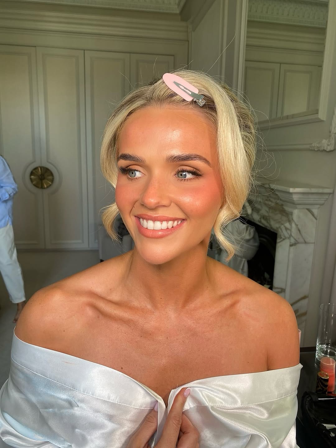 Post 2 by Glasgow makeup artist on Instagram (carousel)