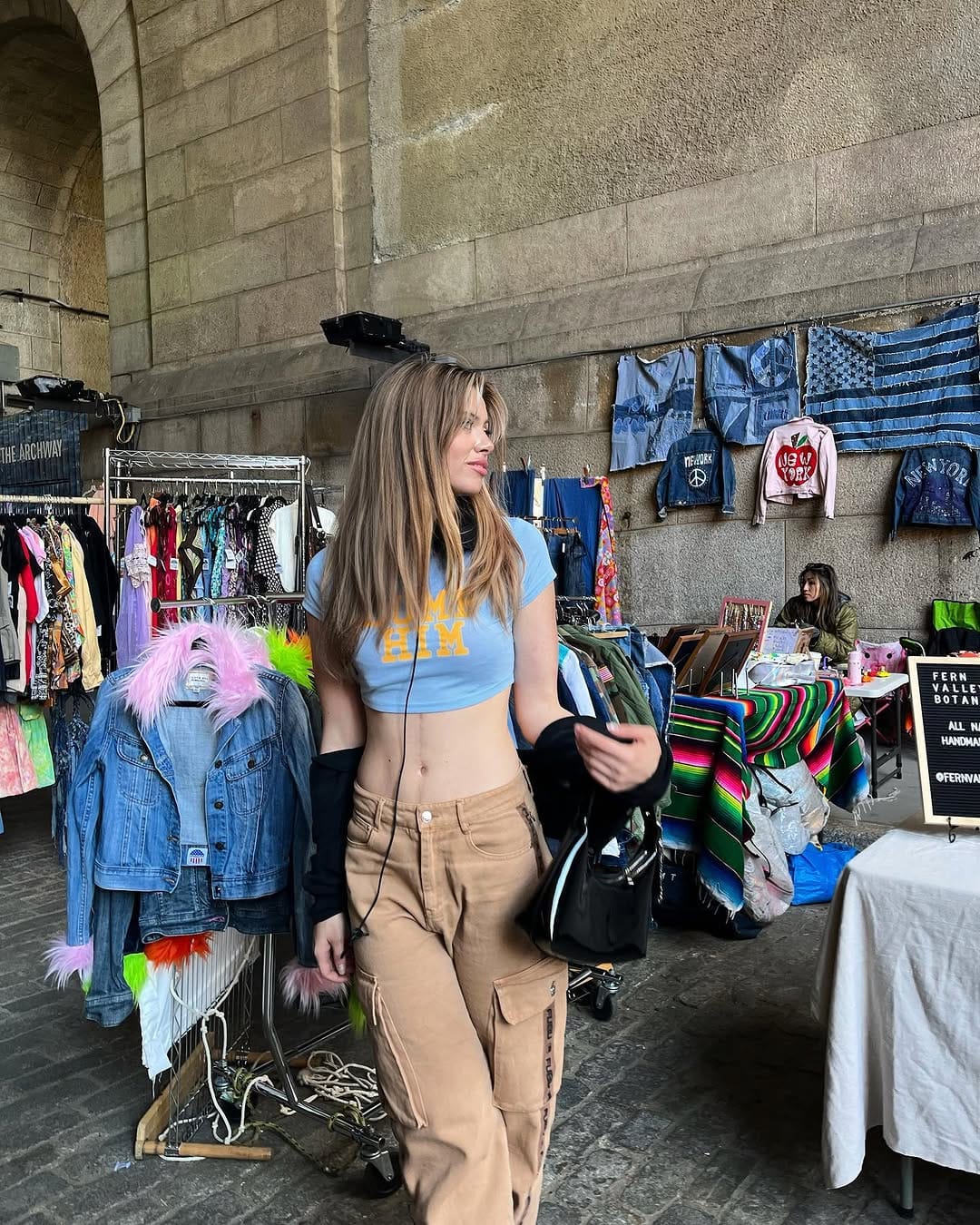 Post 8 by Hannah Kelley on Instagram (image)