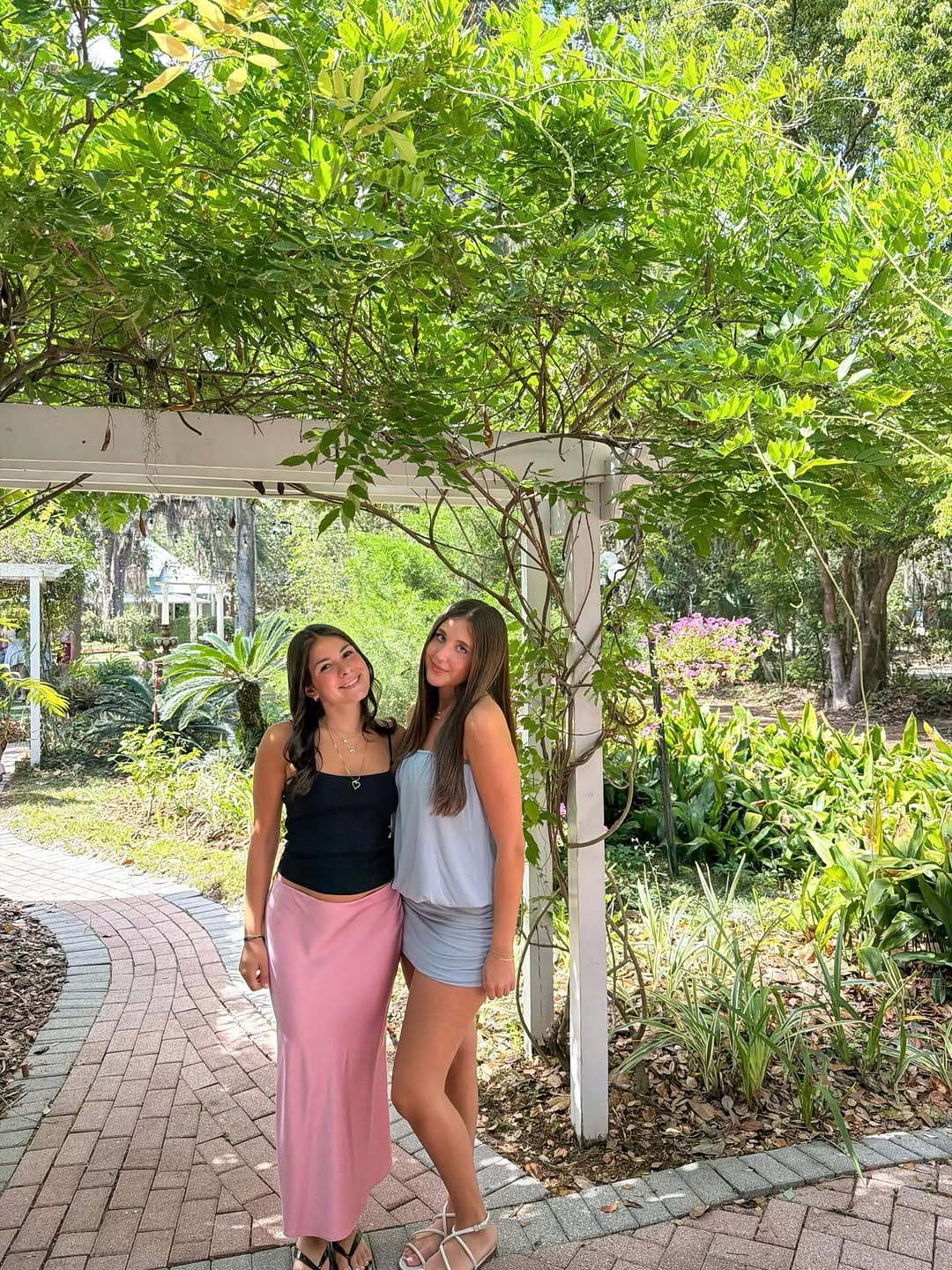 Post 6 by ALPHA EPSILON PHI on Instagram (carousel)