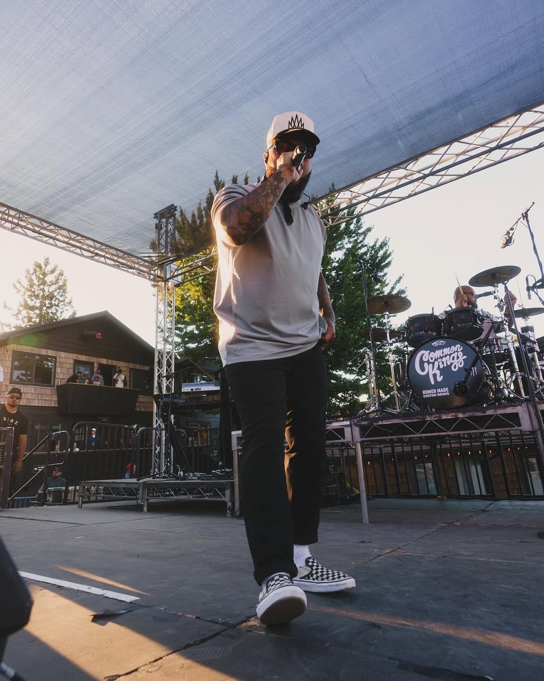 Post 2 by JR KING on Instagram (image)