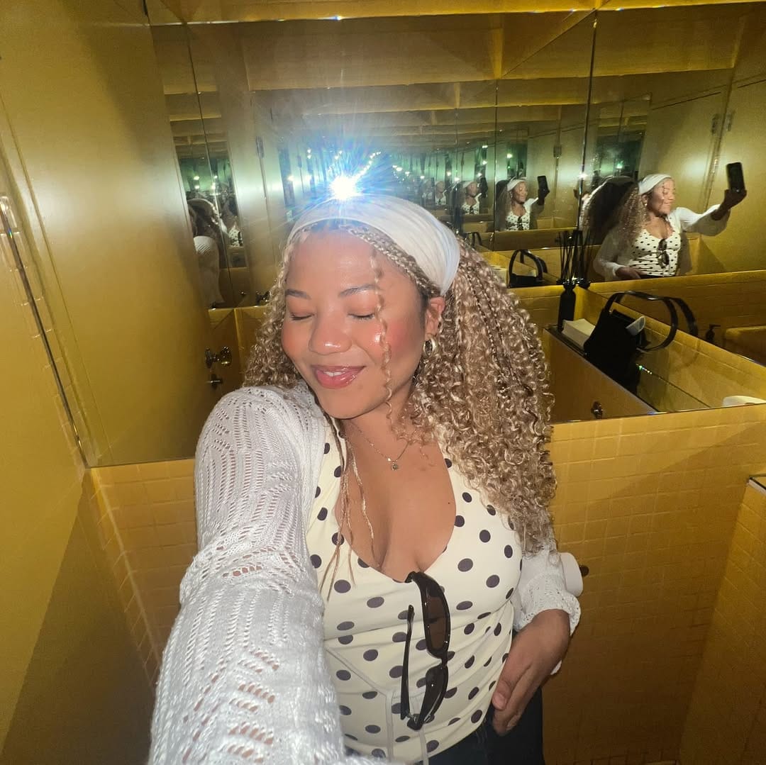 Post 4 by MELODIE on Instagram (carousel)