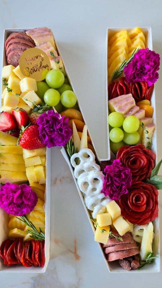 Post 7 by Charcute D’Licious LLC | Delaware Luxury Charcuterie on Instagram (video)