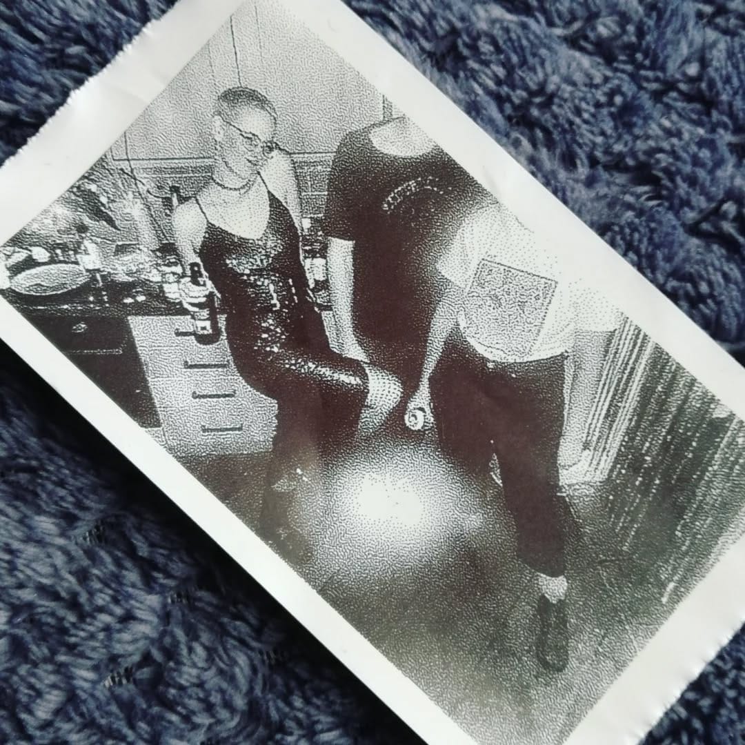 Post 10 by Lisa Rose on Instagram (carousel)