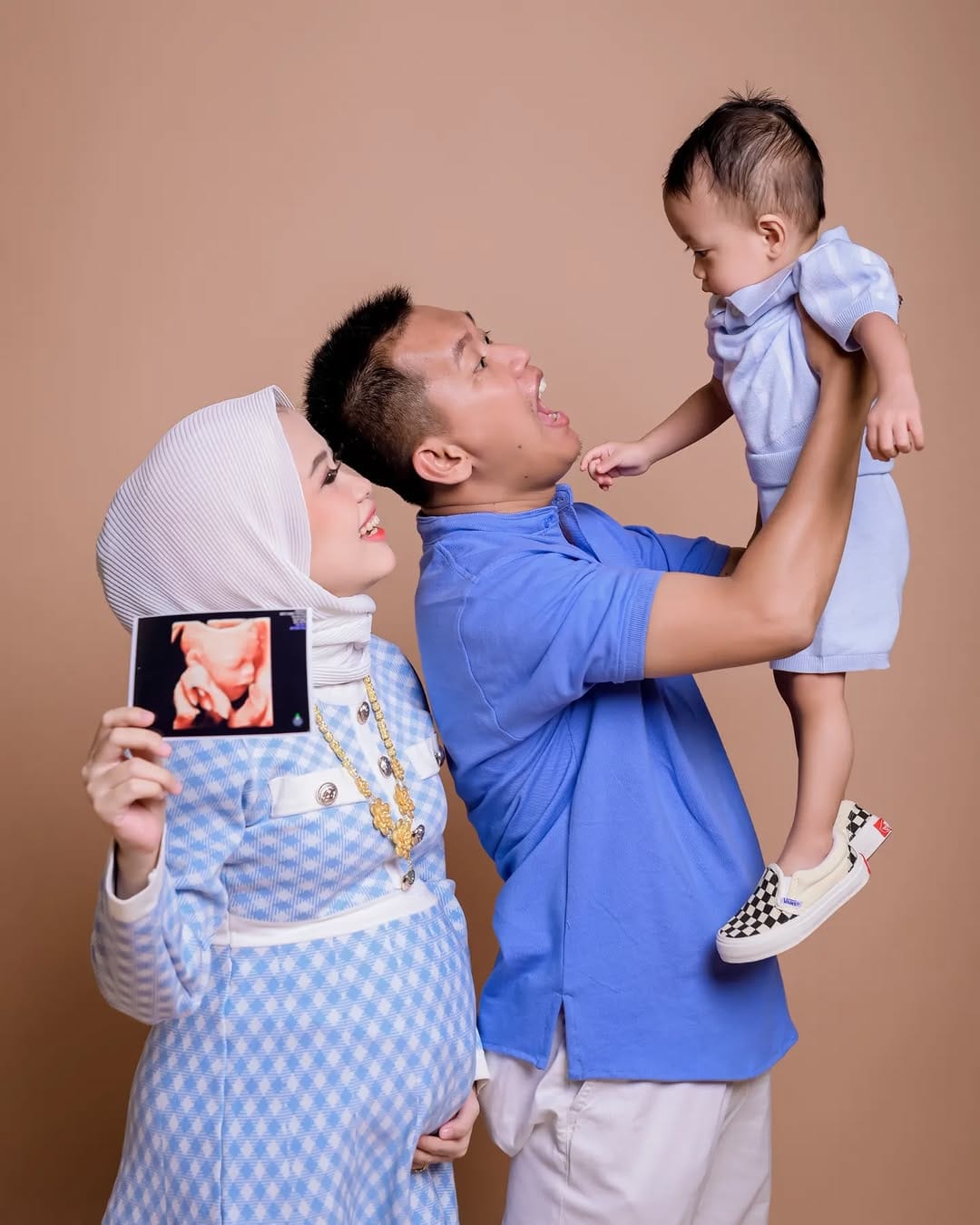 Post 10 by mantan kandung justin bieber on Instagram (carousel)