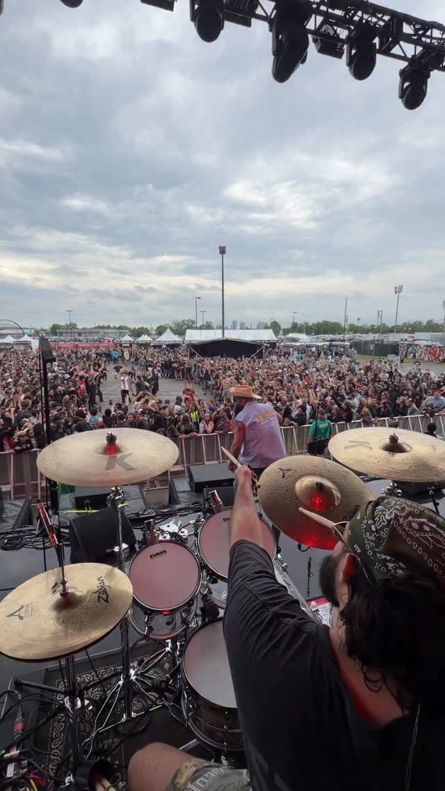 Post 6 by Jake Smelley on Instagram (video)