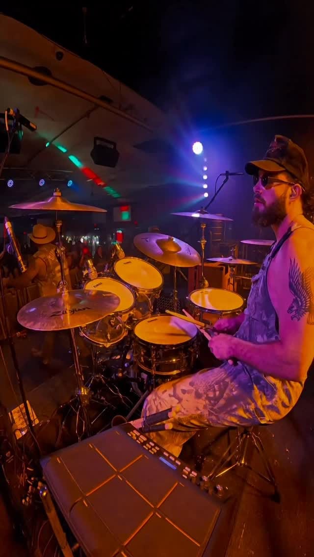 Post 5 by Jake Smelley on Instagram (video)