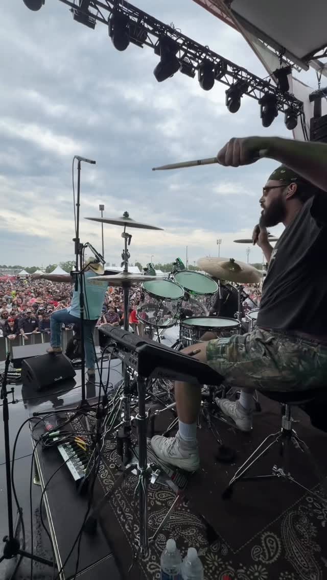 Post 7 by Jake Smelley on Instagram (video)