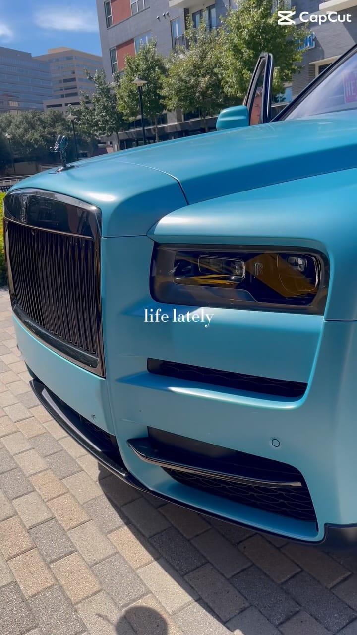 Post 2 by GIA on Instagram (video)