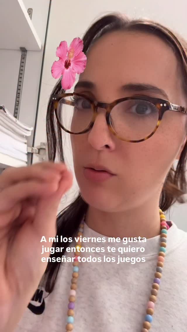 Post 3 by Teacher Anasylvia🍎 on Instagram (video)