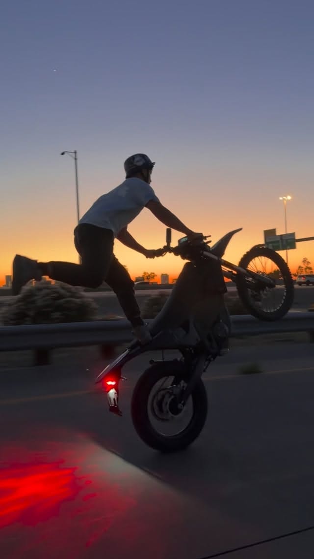 Post 1 by Adrian on Instagram (video)