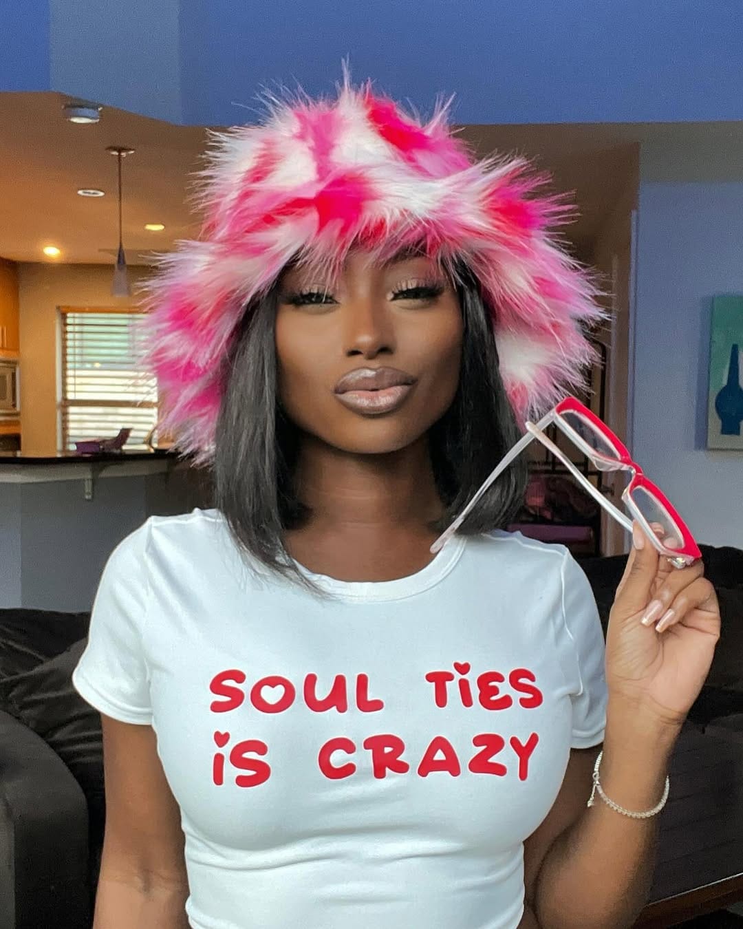 Post 10 by KAY KAY🧸 on Instagram (carousel)