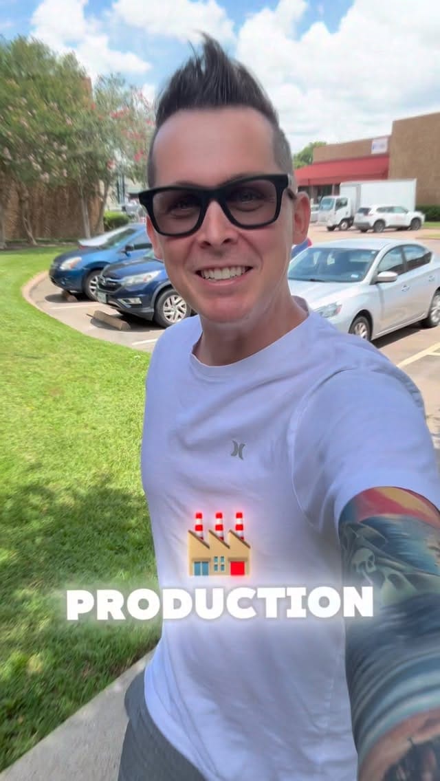 Post 2 by Justin Bowers on Instagram (video)